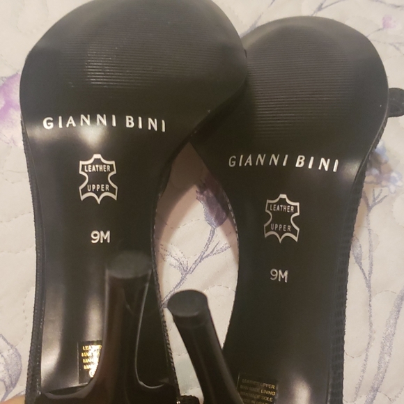 Gianni Bini black heels - Picture 5 of 6
